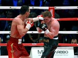 "Говорить можно все что угодно, но на деле все может получиться по-другому. Да, не получилось, чего-то не хватило - это моя ошибка. Я должен был найти способы противодействия. Однако оправдываться смысла нет. Я сделал все что мог", - заявил Александр "Говорить можно все что угодно, но на деле все может получиться по-другому. Да, не получилось, чего-то не хватило - это моя ошибка. Я должен был найти способы противодействия. Однако оправдываться смысла нет. Я сделал все что мог", - заявил Александр