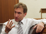 Члены правительства даже после недавнего повышения зарплат Владимиром Путиным недовольны своим заработком, заявил во вторник первый вице-премьер Игорь Шувалов. "Та заработная плата, которая сейчас объявлена, это смешные деньги" Члены правительства даже после недавнего повышения зарплат Владимиром Путиным недовольны своим заработком, заявил во вторник первый вице-премьер Игорь Шувалов. "Та заработная плата, которая сейчас объявлена, это смешные деньги"