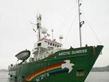Капитана  Arctic Sunrise оштрафовали за неповиновение, а в Greenpeace отвергли обвинения в таране пограничников, сославшись на ВИДЕО