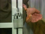 На Урале осужден полицейский, насиловавший дочь в течение семи лет На Урале осужден полицейский, насиловавший дочь в течение семи лет
