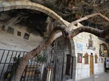Древнейший христианский монастырь в Сирии, где остаются монахини и 40 сирот, находится в блокаде