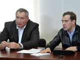 Председатель правительства Дмитрий Медведев провел закрытую встречу с вице-премьером Дмитрием Рогозиным и директором завода АвтоВАЗ Игорем Комаровым
