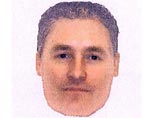 Этого мужчину видели в на португальском курорте Прайа-де-Луж в день исчезновения Маккэн. Фотороботы составлены на основе показаний двух свидетелей Этого мужчину видели в на португальском курорте Прайа-де-Луж в день исчезновения Маккэн. Фотороботы составлены на основе показаний двух свидетелей