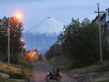 Пеплопад от Ключевской сопки накрыл поселок на Камчатке Пеплопад от Ключевской сопки накрыл поселок на Камчатке