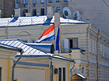 СКР завел уголовное дело из-за "зеркального" нападения в Москве на голландского дипломата