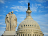Конгресс США одобрил законопроект о повышении потолка госдолга и возобновлении финансирования правительства