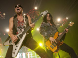 Основатель Scorpions прилетел в Москву на несколько дней раньше концертов из-за новой гитары Gibson Основатель Scorpions прилетел в Москву на несколько дней раньше концертов из-за новой гитары Gibson