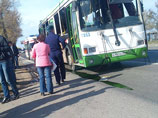 При взрыве в автобусе "ЛиАЗ" погибли шесть человек, около 40 были ранены. С ноля часов вторника по жертвам теракта в Волгоградской области объявлен трехдневный траур