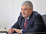 Глава московской полиции наградил помогавших в поимке Зейналова граждан миллионом рублей Глава московской полиции наградил помогавших в поимке Зейналова граждан миллионом рублей
