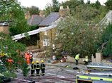 Ураган "Святой Иуда", обрушившийся на Великобританию, стал причиной гибели трех человек