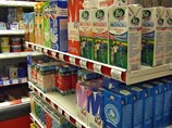 Поставщики молочной продукции с августа уже несколько раз повышали цены - в среднем к концу октября они выросли на 7-15% (наценка сети не менялась) Поставщики молочной продукции с августа уже несколько раз повышали цены - в среднем к концу октября они выросли на 7-15% (наценка сети не менялась)