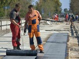 Как 200 лет назад: миллионы россиян из малых городов и сел зарабатывают отхожим промыслом Как 200 лет назад: миллионы россиян из малых городов и сел зарабатывают отхожим промыслом