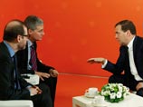 "Газовая война" - не ответ Украине на сближение с ЕС, заявил Медведев и тут же пригрозил отказать в кредитовании "Газовая война" - не ответ Украине на сближение с ЕС, заявил Медведев и тут же пригрозил отказать в кредитовании