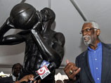 В Бостоне установили статую в честь легендарного баскетболиста Билла Рассела 