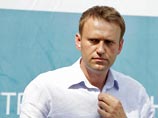 Сторонники оппозиционера Алексея Навального неоднозначно восприняли тот факт, что он открыто поддержал идею "Русского марша", проводимого националистами