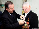 На Алтае умер легендарный разведчик Алексей Скурлатов, ставший прототипом памятника "Алеша" На Алтае умер легендарный разведчик Алексей Скурлатов, ставший прототипом памятника "Алеша"