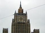 По словам главы российского МИДа, "необходимо раз и навсегда отказаться от иллюзий относительно возможности разрубить сирийский узел при помощи внешней интервенции" По словам главы российского МИДа, "необходимо раз и навсегда отказаться от иллюзий относительно возможности разрубить сирийский узел при помощи внешней интервенции"