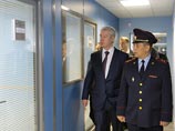 В Москве открылся первый полицейский участок с прозрачными перегородками между отделами. Новое здание полиции открыли в Красносельском районе столицы глава ГУМВД по Москве Анатолий Якунин и мэр города Сергей Собянин В Москве открылся первый полицейский участок с прозрачными перегородками между отделами. Новое здание полиции открыли в Красносельском районе столицы глава ГУМВД по Москве Анатолий Якунин и мэр города Сергей Собянин
