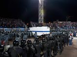На матче в Ярославле был замечен полицейский с "нацистской" символикой