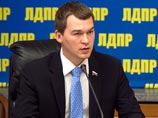 Депутат от ЛДПР, бывший кандидат в мэры Москвы Михаил Дегтярев предложил запретить оборот и хранение долларов США на территории РФ Депутат от ЛДПР, бывший кандидат в мэры Москвы Михаил Дегтярев предложил запретить оборот и хранение долларов США на территории РФ