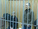 В мае 2005 года Мещанский суд Москвы в рамках расмотрения "первого дела" ЮКОСа приговорил Ходорковского и Лебедева к девяти годам лишения свободы каждого по обвинению в мошенничестве и неуплате налогов
