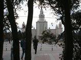 Сотрудники университета пожаловались на массовые сокращения, начавшиеся, по их словам, некоторое время назад. Первыми "жертвами" увольнений, по словам преподавателей, стали те, кто работает по совместительству Сотрудники университета пожаловались на массовые сокращения, начавшиеся, по их словам, некоторое время назад. Первыми "жертвами" увольнений, по словам преподавателей, стали те, кто работает по совместительству