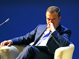 Путин требует корректировки налогового законодательства, несмотря на критику Медведева