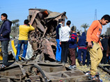 Товарный поезд, следовавший из города Бени-Суэйф, протаранил микроавтобус и еще два транспортных средства, включая грузовик, на переезде в районе Гизы