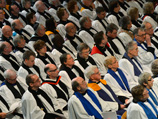 В Австралии женщина впервые избрана епископом Англиканской церкви - единогласно