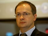 Министр культуры РФ намекнул на невменяемость художника Павленского, прибившего себя к Красной площади Министр культуры РФ намекнул на невменяемость художника Павленского, прибившего себя к Красной площади