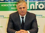 "Мы пришли к выводу, что Дудуркаеву далее невозможно доверять этот пост. Ему предложено написать на имя вышестоящего начальства рапорт об увольнении, что и сделано. Порядок в УФМС будет наведен!" - провозгласил Кадыров
