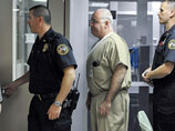 Член клана Кеннеди Майкл Скейкел, приговоренный в 2002 году к 20 годам тюрьмы за убийство соседки-подростка Марты Моксли, был в четверг освобожден из под стражи под залог в размере 1,2 млн долларов