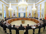 На пресс-конференции после заседания Совета сотрудничества высшего уровня РФ и Турции Путину был задан вопрос о причинах решения Украины