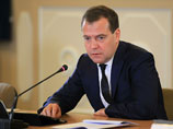 Медведев создает систему для контроля за присуждением ученых степеней и званий