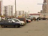 ЧП произошло на парковке магазина "Седьмой континент" по адресу: ул. Менжинского, д.27 ЧП произошло на парковке магазина "Седьмой континент" по адресу: ул. Менжинского, д.27