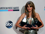 Кантри-звезда Тейлор Свифт стала триумфатором American Music Awards 2013