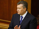 Также Янукович решил обратиться к гражданам Украины, многие из которых были недовольны приостановкой евроинтеграции, а некоторые устроили массовые акции протеста Также Янукович решил обратиться к гражданам Украины, многие из которых были недовольны приостановкой евроинтеграции, а некоторые устроили массовые акции протеста
