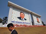 По информации источников в Северной Корее, за время правления Ким Чен Ына около 200 млн долларов было потрачено на установление 3200 стел, 400 мозаичных панно и 23-метровые статуи Ким Ир Сена и Ким Чен Ира