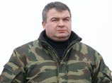 Уголовное дело о халатности, возбужденное в отношении экс-министра обороны Анатолия Сердюкова, вызвало у наблюдателей в основном скептическую оценку