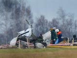 В кабине пилотов лайнера Boeing 737-500 в момент захода на посадку в аэропорту Казани находился некий посторонний человек, и это обстоятельство могло повлиять на действия экипажа и в итоге стать причиной авиакатастрофы В кабине пилотов лайнера Boeing 737-500 в момент захода на посадку в аэропорту Казани находился некий посторонний человек, и это обстоятельство могло повлиять на действия экипажа и в итоге стать причиной авиакатастрофы