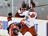 Молодые российские хоккеисты проиграли канадскую Суперсерию Молодые российские хоккеисты проиграли канадскую Суперсерию