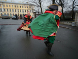 Неустойчивая погода на европейской территории России - результат противоборство арктических и атлантических воздушных масс Неустойчивая погода на европейской территории России - результат противоборство арктических и атлантических воздушных масс