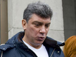 "Мы стояли у посольства Украины, держали растяжку "Украина, мы с тобой", - сообщил. - Нас задержали, 11 человек" "Мы стояли у посольства Украины, держали растяжку "Украина, мы с тобой", - сообщил. - Нас задержали, 11 человек"