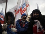 "Молодая гвардия" просит Адвокатскую палату Москвы присмотреться к статусу оппозиционера Алексея Навального. В открытом письме активисты движения просят лишить его статуса адвоката, так как он признан виновным по делу "Кировлеса" "Молодая гвардия" просит Адвокатскую палату Москвы присмотреться к статусу оппозиционера Алексея Навального. В открытом письме активисты движения просят лишить его статуса адвоката, так как он признан виновным по делу "Кировлеса"