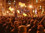 Демонстранты в Киеве после Рады ненадолго заблокировали администрацию Януковича и снова вернулись на майдан