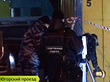 Трупы четырех жертв с огнестрельными ранениями были найдены в вагоне-бытовке на территории грузового терминала в Югорском проезде вечером 3 декабря Трупы четырех жертв с огнестрельными ранениями были найдены в вагоне-бытовке на территории грузового терминала в Югорском проезде вечером 3 декабря