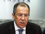 Медведев и Лавров предостерегли от вмешательства в ситуацию на Украине: это ее "внутреннее дело"