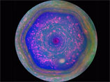 Зонд Cassini сфотографировал в высоком разрешении "шестигранный шторм" на Сатурне