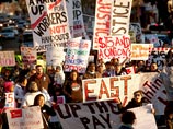 В 120 городах США прошли акции протеста сотрудников ресторанов быстрого питания. В забастовке приняли участие работники сетей McDonald&#8217;s, Burger King, Wendy&#8217;s, Taco Bell, KFC, Pizza Hut и Domino Pizza