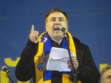 На площади Независимости в центре Киева, где стоит многодневный лагерь сторонников евроинтеграции, выступил экс-президент Грузии Михаил Саакашвили, который выразил свою поддержку этому курсу На площади Независимости в центре Киева, где стоит многодневный лагерь сторонников евроинтеграции, выступил экс-президент Грузии Михаил Саакашвили, который выразил свою поддержку этому курсу